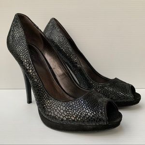 NEW Calvin Klein “Pari” snakeskin peep toe pumps